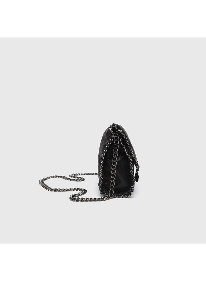 Chic Black Faux Leather Shoulder Bag with Intricate Chain Detail Effortlessly Elevate Your Style with Timeless Elegance and Practicality - Image 3